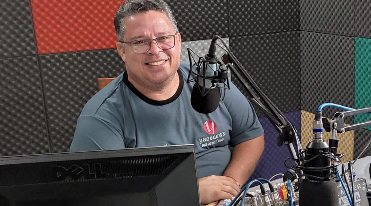 Programa “Sorriso Show” celebra 21 anos no ar, em Sena Madureira; Vários prêmios estão sendo sorteados