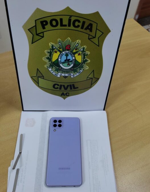 Polícia Civil recupera celular roubado de professor, em Sena Madureira