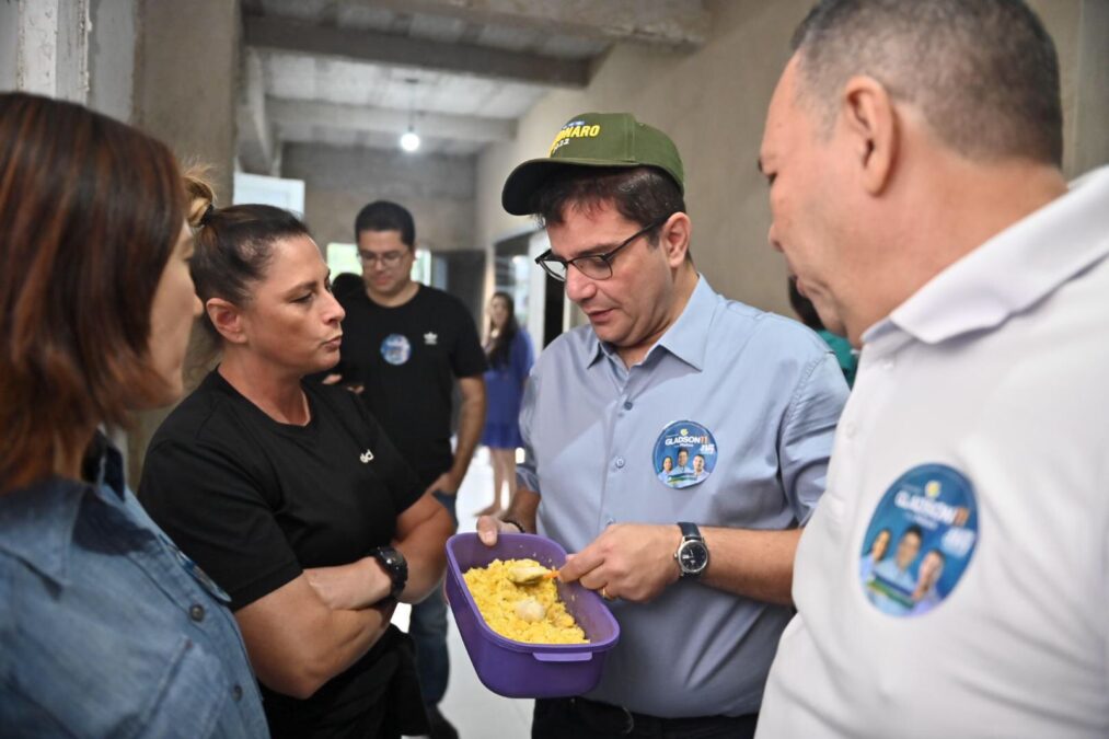 “Prometemos e estamos construindo a ponte da Sibéria”, diz Gladson durante caminhada em Xapuri
