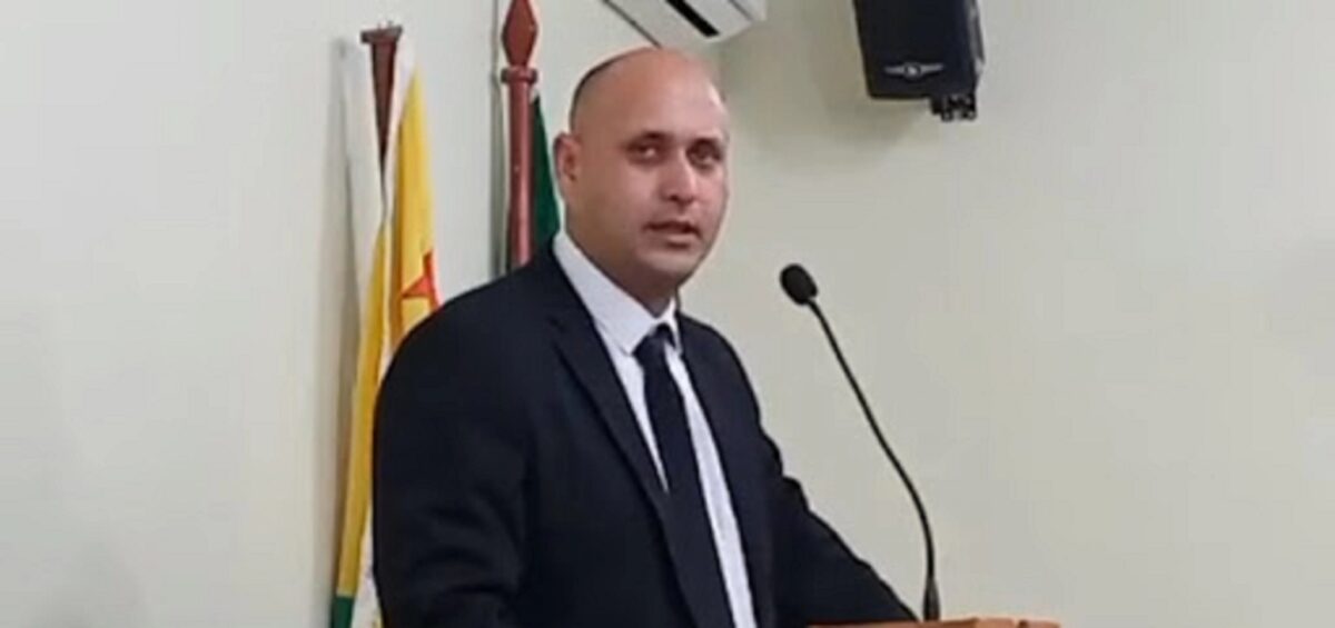 “Após Eleições, a Prefeitura de Sena vai ter que demitir 600 provisórios”, alerta vereador Pantico