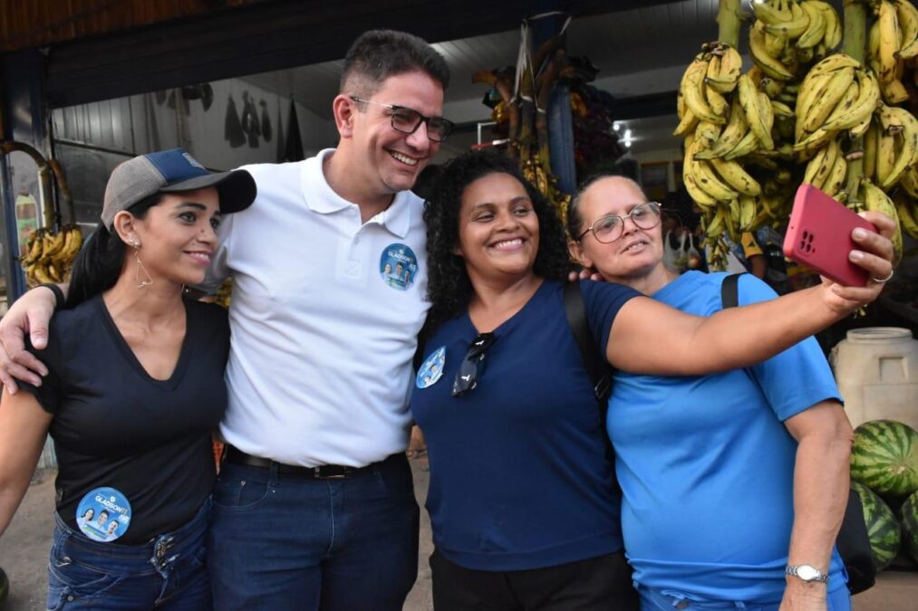 Gladson e aliados levam proposta para moradores e comerciantes do bairro João Eduardo
