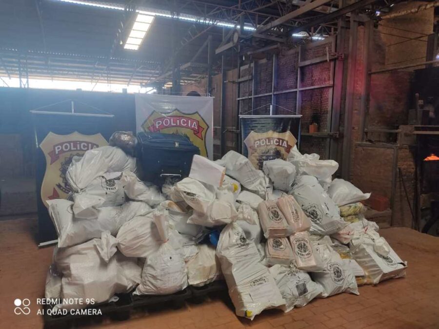 PF incinera uma tonelada de drogas apreendida em menos de 1 ano no Acre