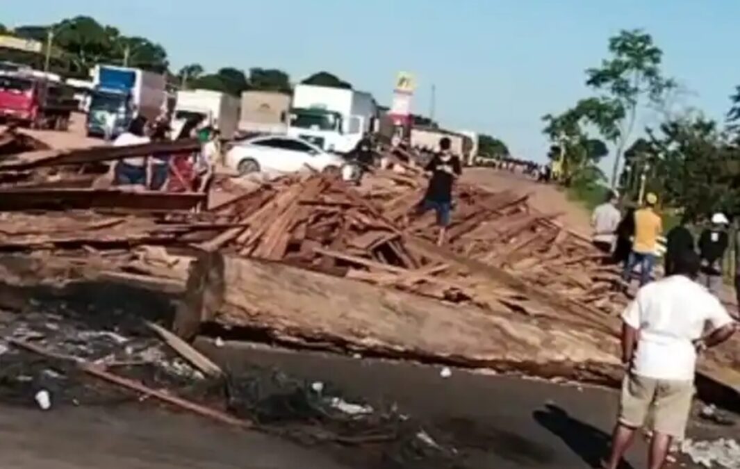 BR-364, volta a ser interditada e deixa o Acre isolado novamente