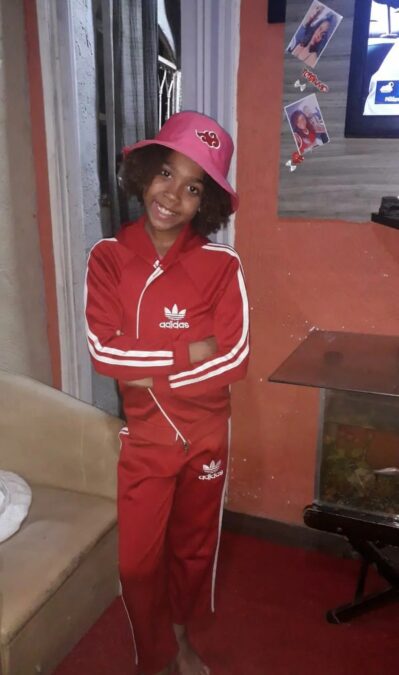 Menina de 10 anos morre baleada na Baixada Fluminense às vésperas da festa de aniversário