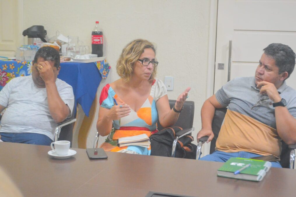 Prefeitura de Sena e Estado discute implementação de políticas públicas para mulheres vítimas de violência doméstica
