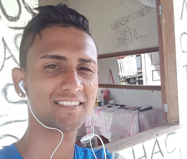 “Quatro acusados de envolvimento na morte do cabeleireiro Tiago de Araújo Costa vão a júri popular em Rio Branco”