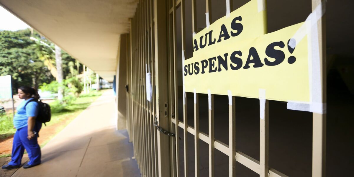 Aulas na capital Rio Branco estão suspensas por tempo indeterminado