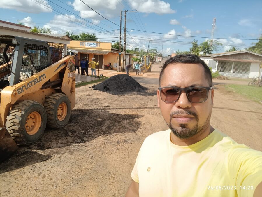 Secretaria Municipal de Obras atende solicitação do Vereador Carlos Beliza e realiza pavimentação asfáltica na Rua Cunha Vasconcelos