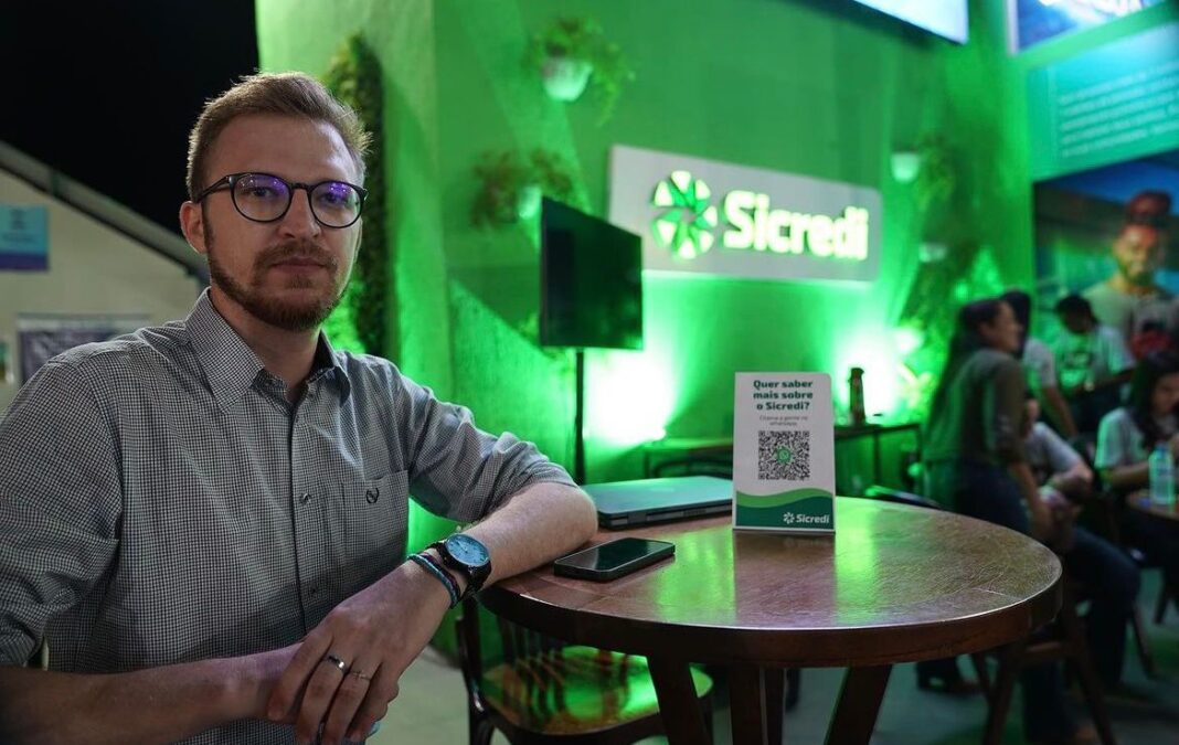 Sicredi Biomas encerra participação na Expoacre 2023 com destaque em soluções financeiras sustentáveis e apoio à comunidade