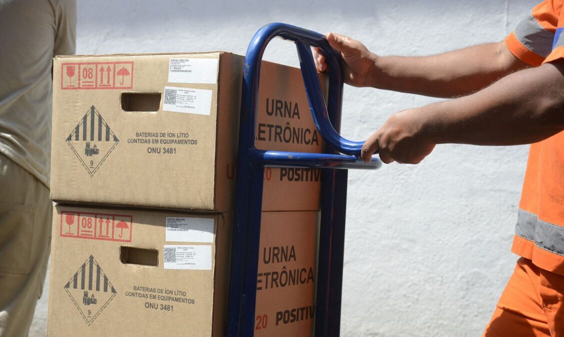 TSE decide que Forças Armadas não fiscalizam mais urnas eletrônicas