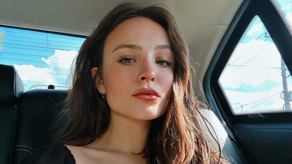 Larissa Manoela já faturou R$ 6 milhões em 2023 e se torna fenômeno de vendas na web