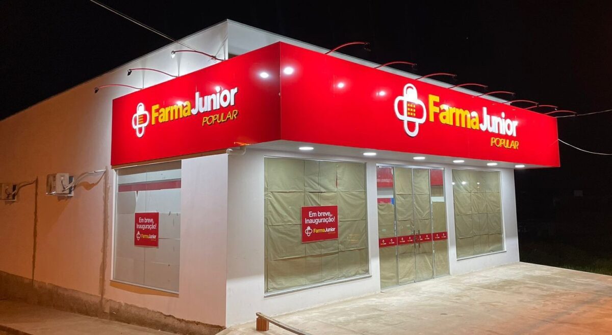 Inauguração da Farma Júnior Popular em Sena Madureira: Novo empreendimento promete benefícios à comunidade
