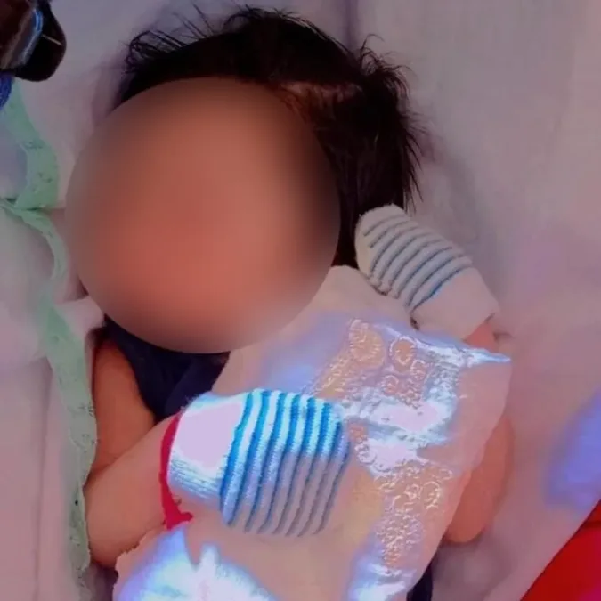 Bebê de 2 meses baleado em ataque no Acre permanece em estado crítico