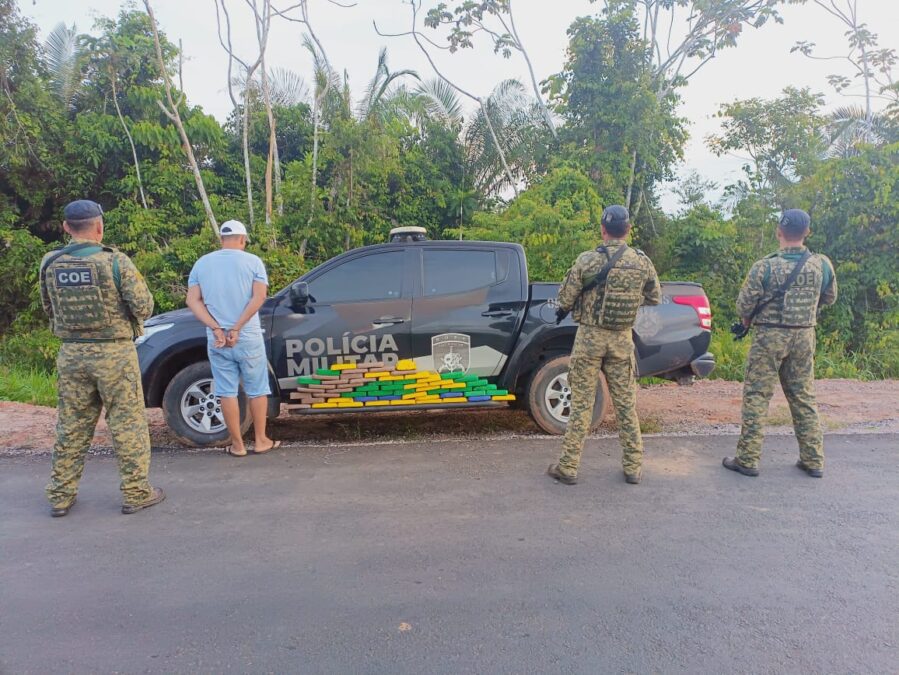 Polícia Militar do Acre realiza mega apreensão de drogas na BR-364, em Sena Madureira