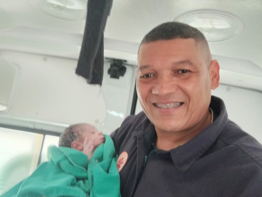Equipe do SAMU de Sena Madureira realiza parto de emergência com sucesso