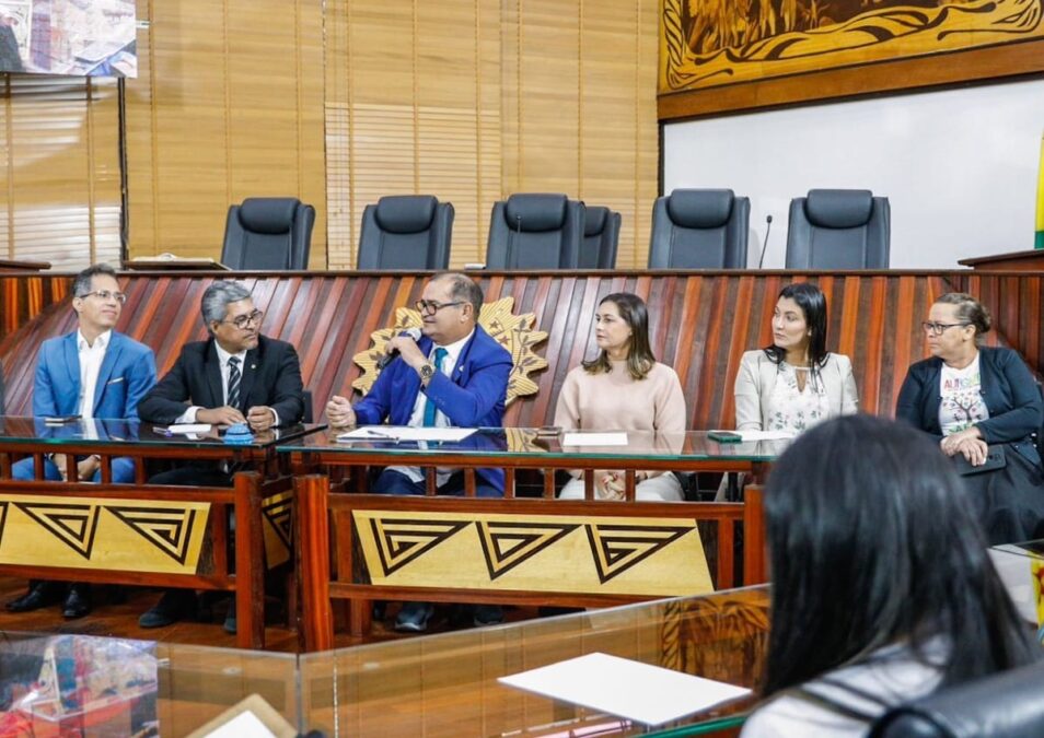 Deputado Tanízio Sá realiza audiência pública para garantir até 65% de desconto nas contas de energia de autistas no Acre