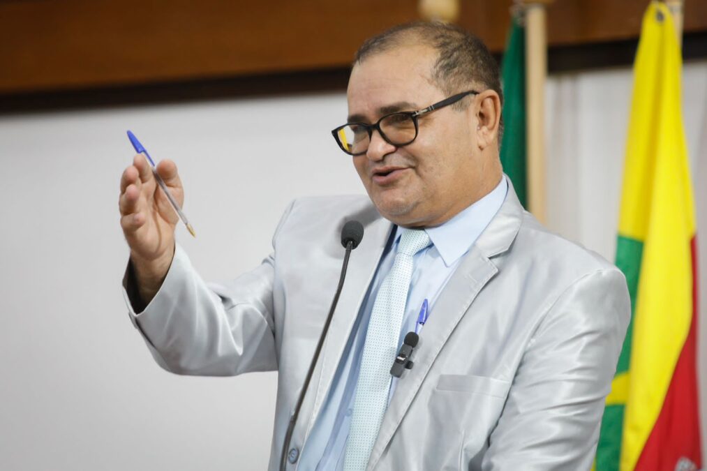 Tanízio Sá destina recursos para esporte, cultura e melhoria de ramais em Manoel Urbano