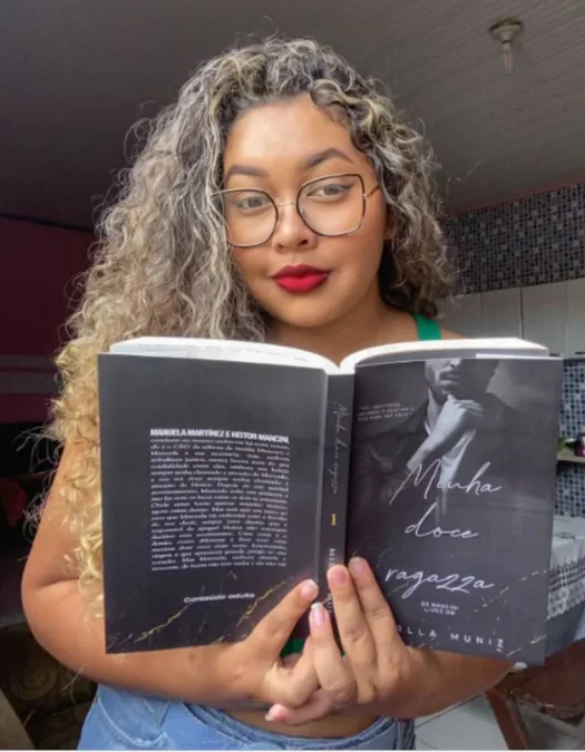 Escritora indígena Acreana, conquista o topo das vendas na Amazon com ‘Todas as Vezes que te Vi Sorrir’