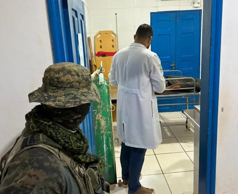 Assaltante morre em troca de tiros com a polícia após ataque a residência em Capixaba, Acre