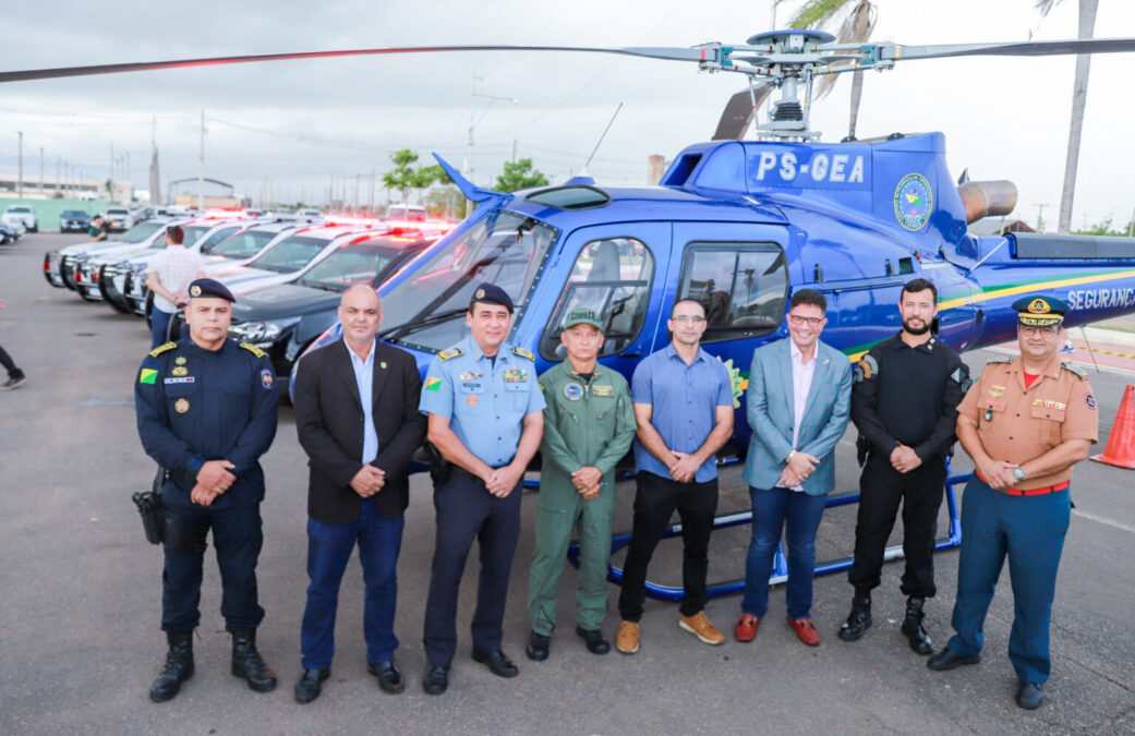 Governador Gladson Cameli entrega aeronave e viaturas e anuncia mais investimentos na Segurança Pública