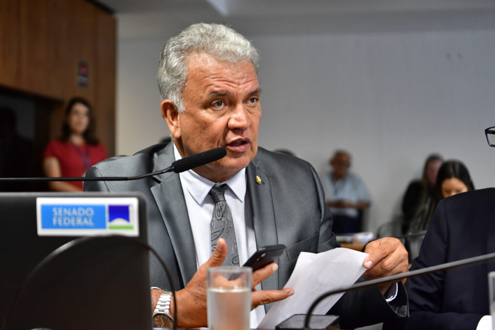 Petecão comemora liberação de recursos para reformas do Espaço Cultural Casa Branca, em Xapuri