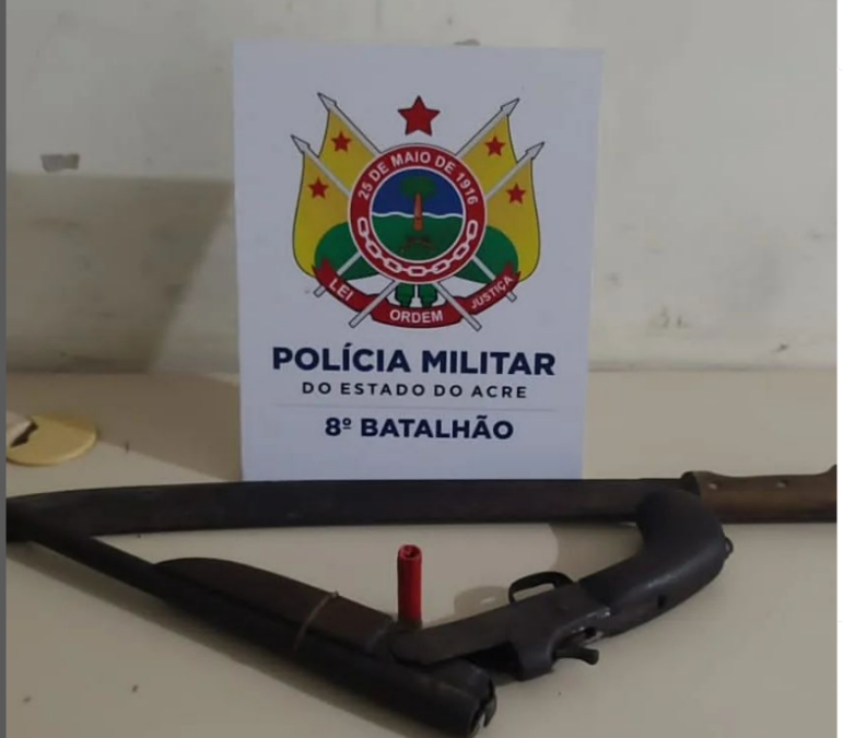 8º BPM apreende adolescente com arma de fogo