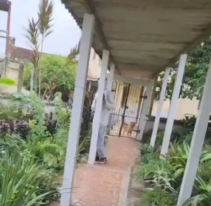 Padre enfrenta suspeito de assalto em convento no Acre