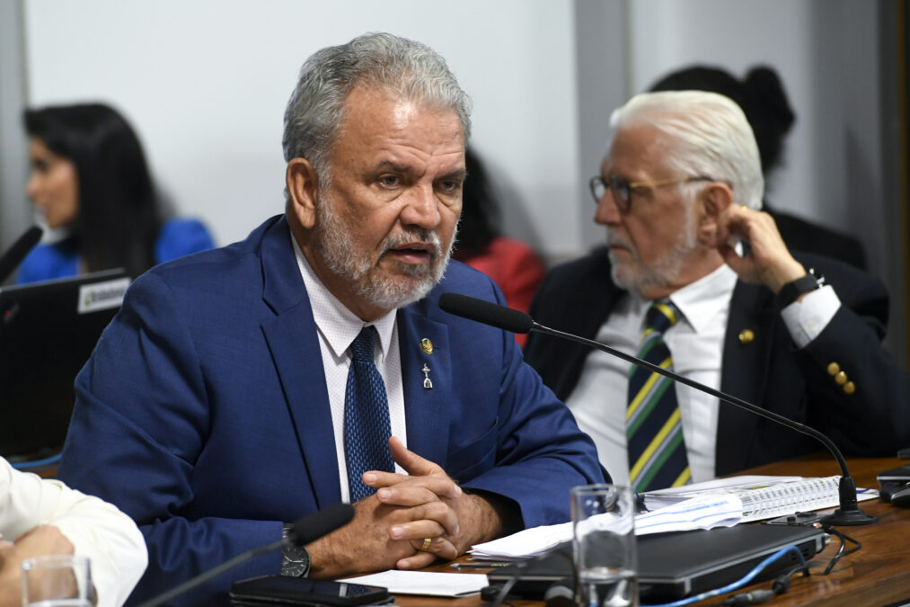 Petecão aposta na agricultura familiar e garante R$ 440 mil para investimentos na produção