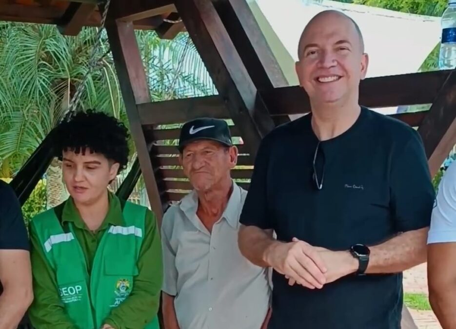 Deputado Gerlen Diniz anuncia revitalização das paradas de transporte em Sena Madureira com emenda de R$ 700 mil