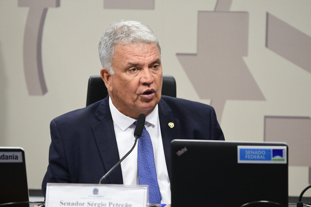 Sérgio Petecão garante R$ 3,1 milhões em investimentos para casas de abrigo no Acre