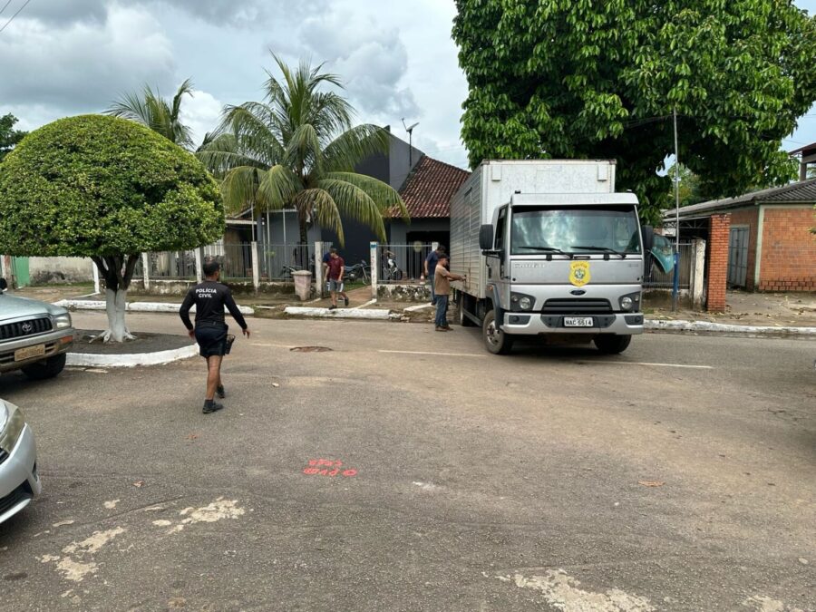 Direção-Geral da PCAC presta apoio à delegacia de Brasileia nesse período de cheia do rio Acre