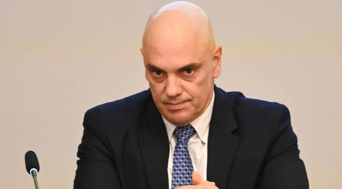 Hacker invade perfil da Câmara dos Deputados no “X” e ataca Moraes