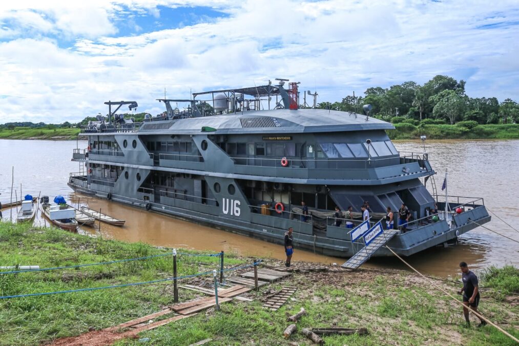 Com o apoio do Estado e prefeituras, navio-hospital deve atender cerca de 20 mil ribeirinhos no Juruá