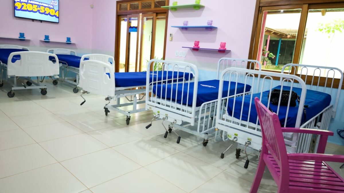 Governo do Acre e Fieac promovem revitalização da brinquedoteca da Unacon para melhorar o bem-estar de crianças em tratamento médico