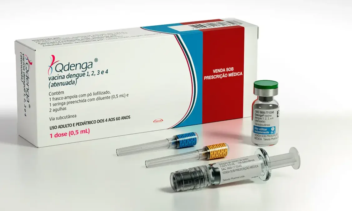 Entenda por que idosos precisam de receita para vacina contra dengue