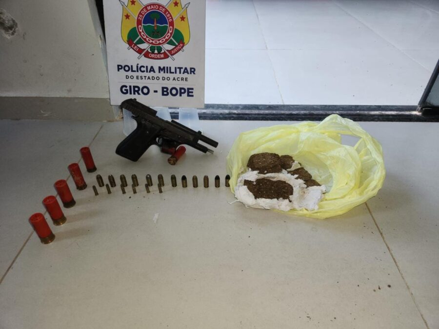 Giro da PM resulta em apreensão de arma, munições e drogas no bairro Bahia Nova