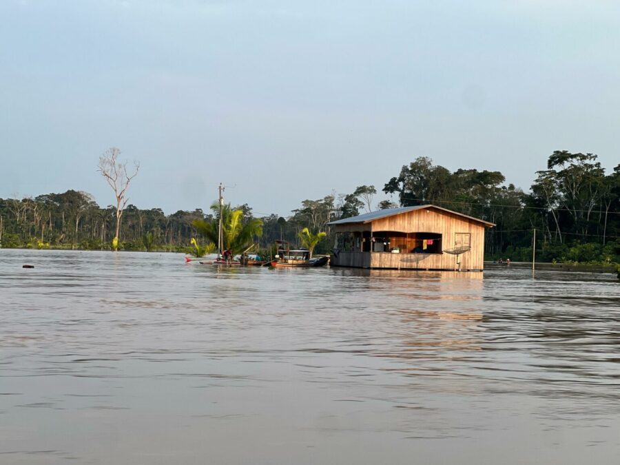 Estado fornece ajuda humanitária para ribeirinhos afetados pelas cheias em Marechal Thaumaturgo
