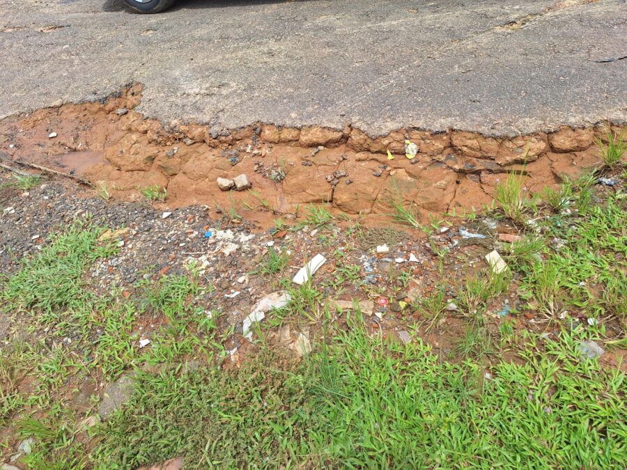 Moradora de Sena Madureira denuncia abandono no bairro Eugênio Augusto Areal