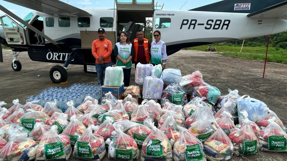 Segunda remessa de ajuda humanitária do governo chega a Porto Walter para enfrentar cheia dos rios