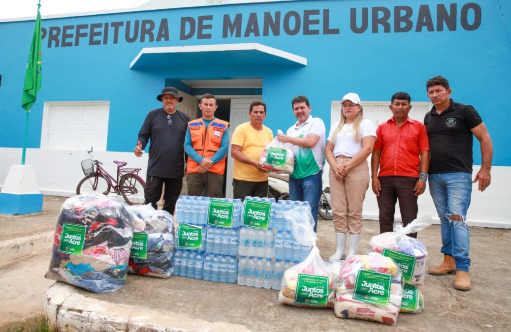 Governo leva assistência aos afetados pela enchente em Manoel Urbano