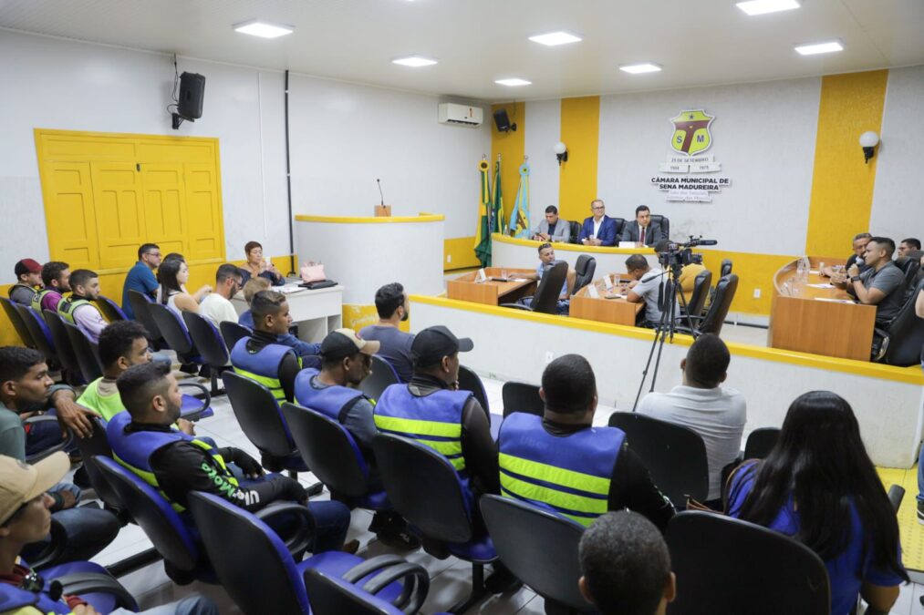 Aleac realiza Audiência Pública em Sena Madureira atendendo ao requerimento do deputado Tanízio Sá para debate a legalização dos motoristas de aplicativos
