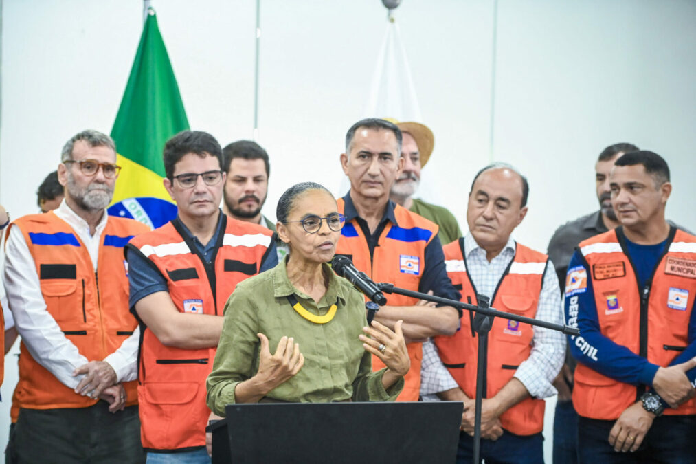 Comitiva Ministerial liderada por Waldez Goés e Marina Silva visita áreas afetadas pela cheia no Acre na segunda-feira, dia 4