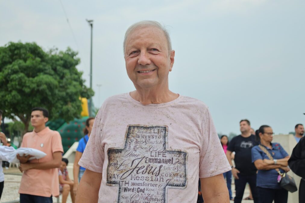 Se Jesus viesse hoje, abraçaria minorias e contestaria religiosos que exploram fiéis, diz padre Massimo