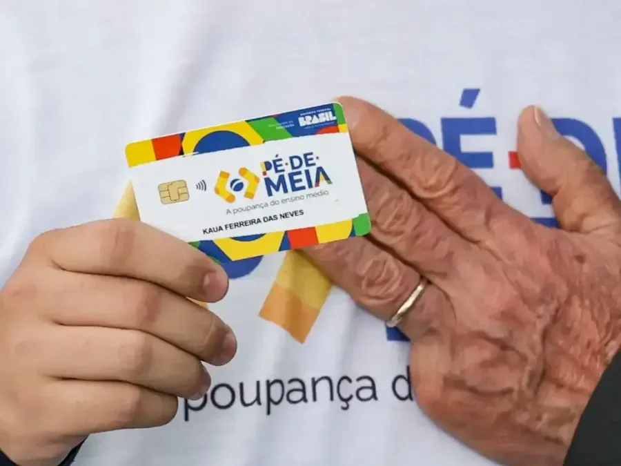 Programa Pé-de-Meia: estudantes do Ensino Médio nascidos em março e abril recebem hoje