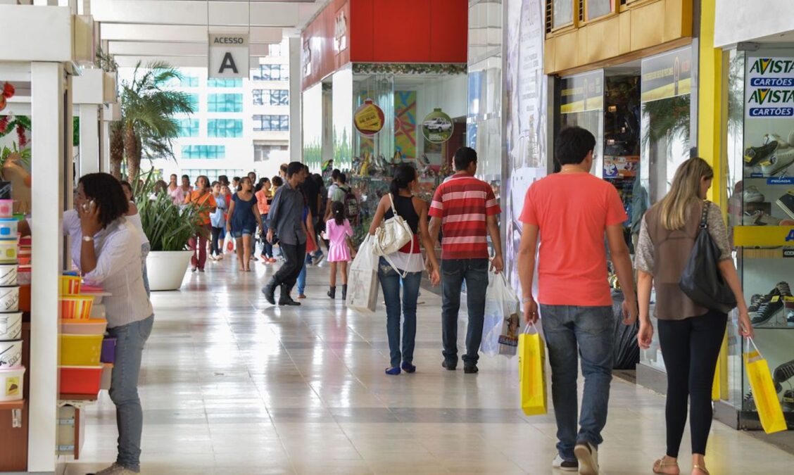 Vendas no varejo crescem 2,5% em Janeiro e sinaliza recuperação do setor, aponta IBGE