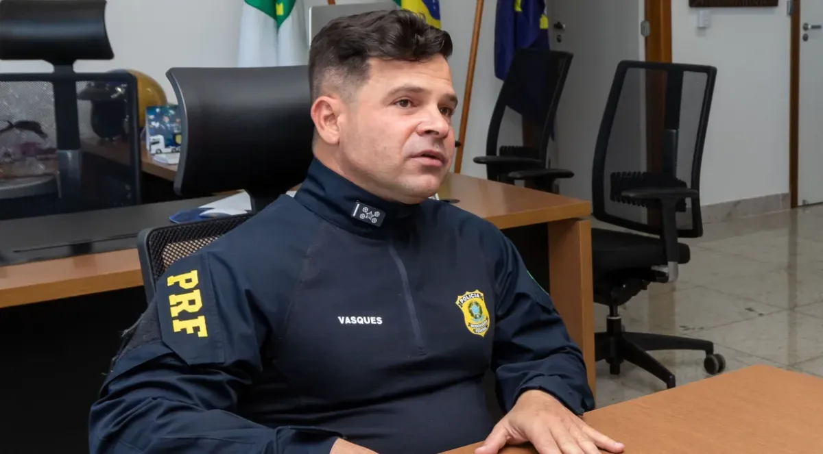 Ex-diretor da PRF pede revogação da prisão a Moraes e compara situação com Bolsonaro