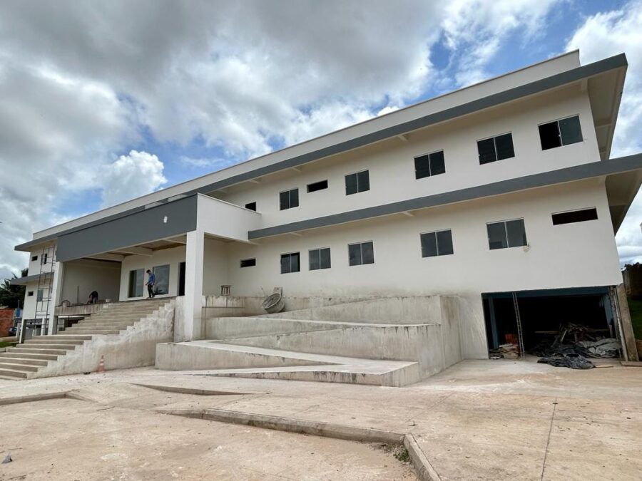 Obras do Hospital de Sena Madureira estão paralisadas há 6 meses e MPAC cobra explicações da SESACRE
