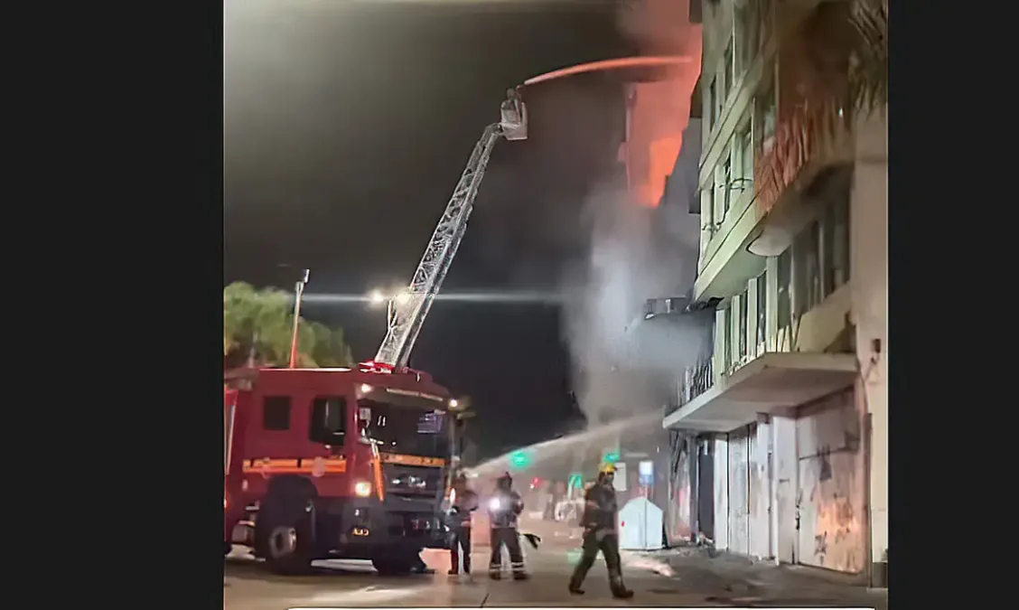 Incêndio em pousada de Porto Alegre resulta em pelo menos 10 mortes