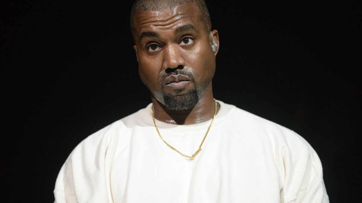 Kanye West enfrenta acusações de ameaças e comentários ofensivos em Processo Judicial