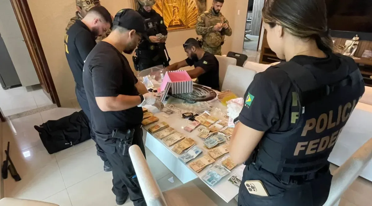 Polícia Federal desarticula esquema de desvio de R$ 1,7 bilhão em verbas do SUS